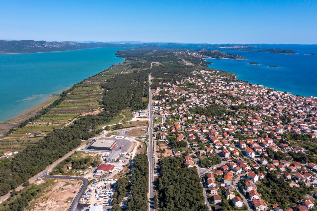 Villa stric Toni Pakoštane Esterno foto